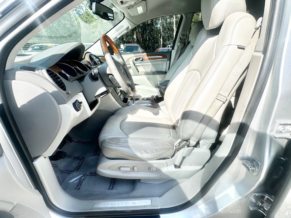 2012 Buick Enclave Image 12