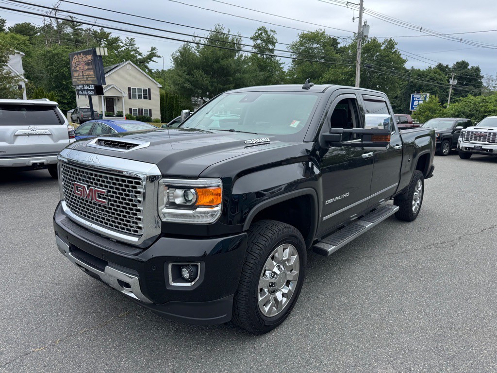 2017 GMC Sierra Image 4