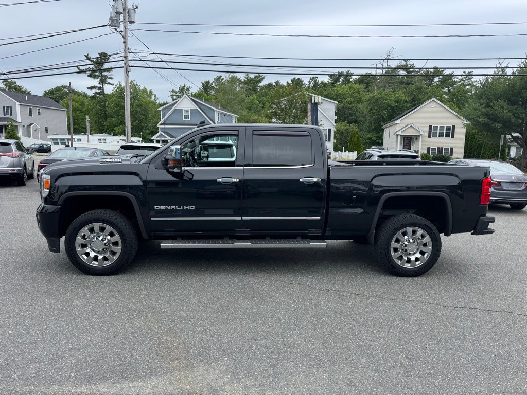 2017 GMC Sierra Image 5