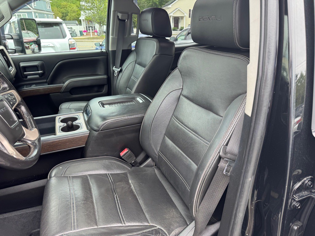 2017 GMC Sierra Image 21