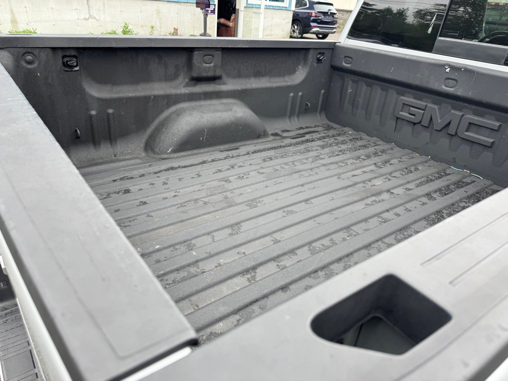 2018 GMC Sierra Image 8