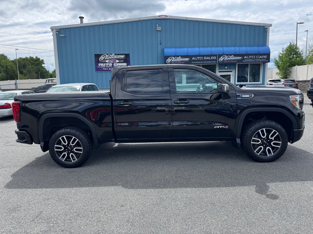2021 GMC Sierra Image 1