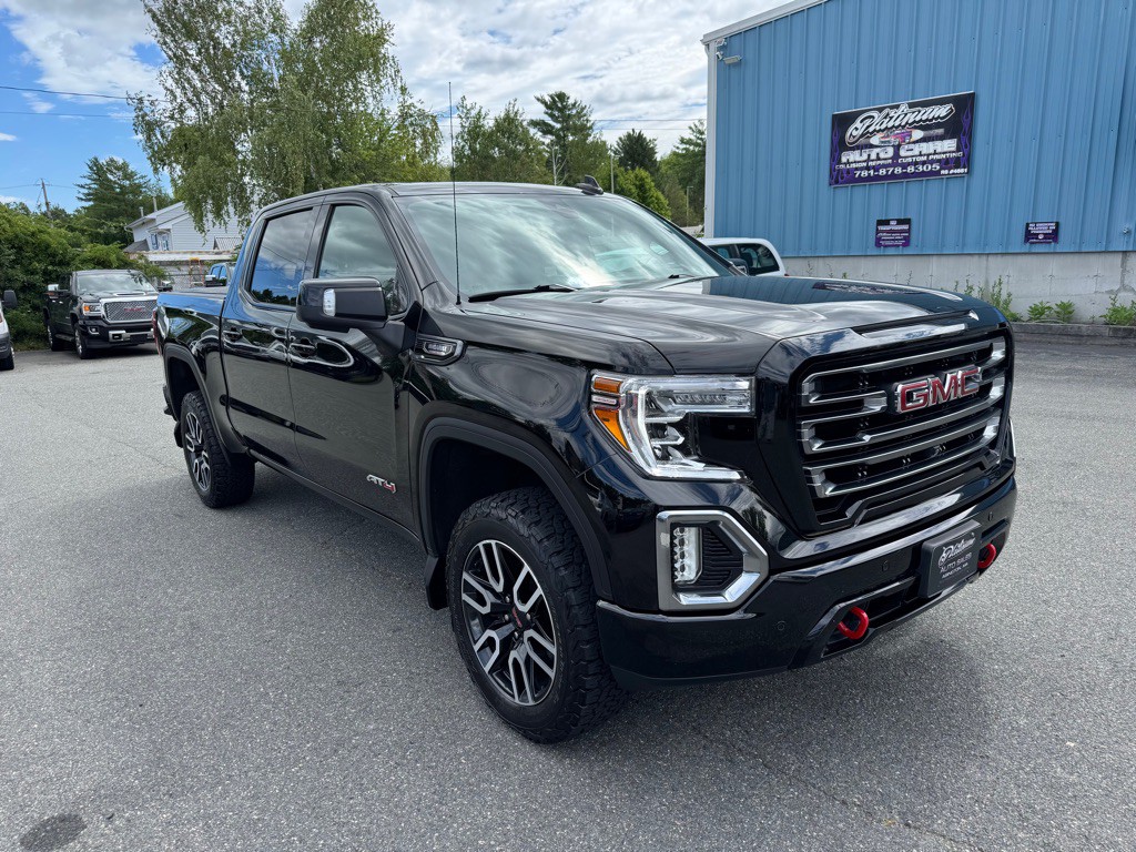 2021 GMC Sierra Image 2