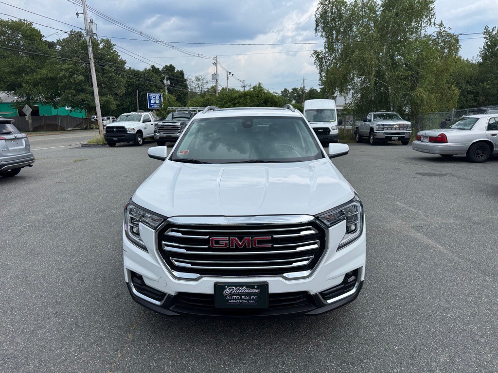 2022 GMC Terrain Image 3