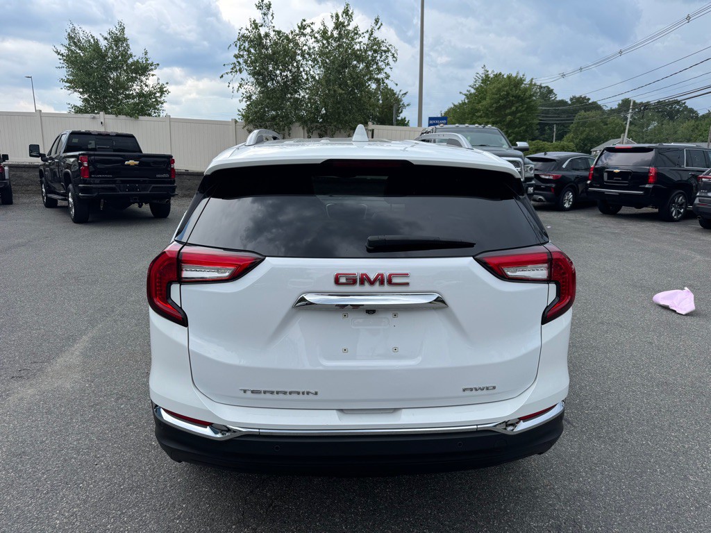 2022 GMC Terrain Image 7