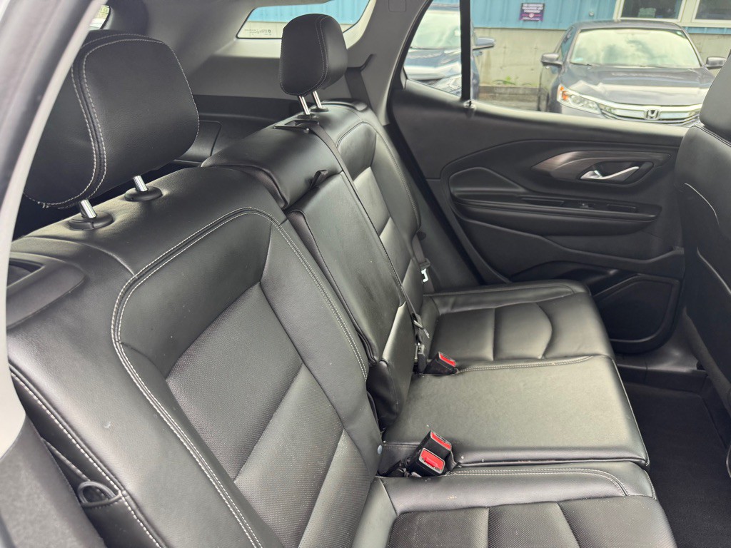 2022 GMC Terrain Image 13