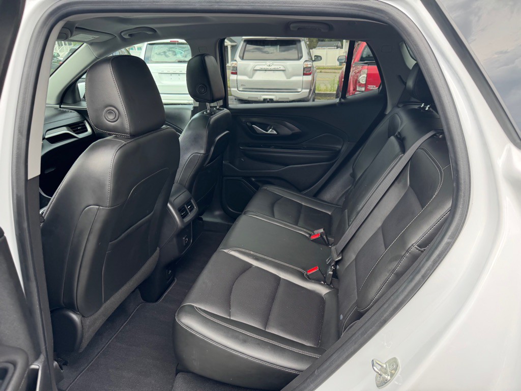 2022 GMC Terrain Image 15