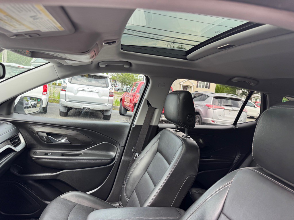 2022 GMC Terrain Image 17