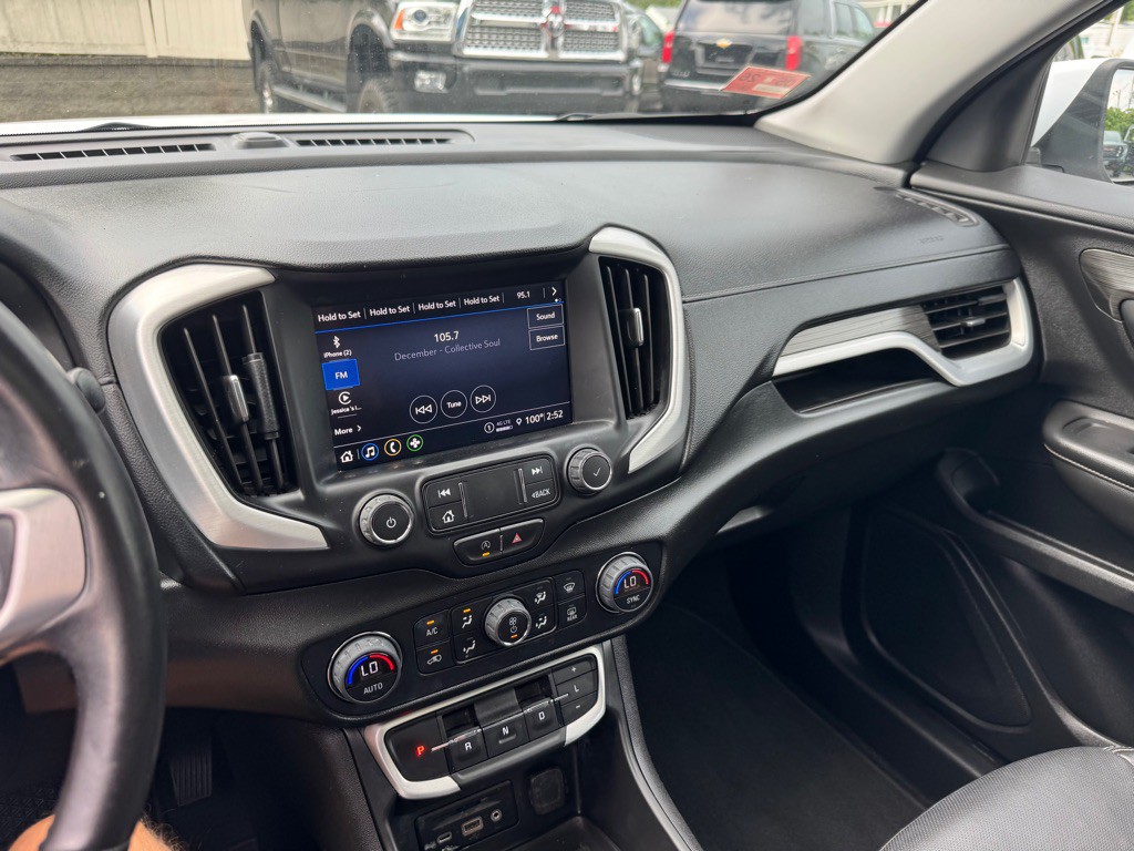 2022 GMC Terrain Image 21