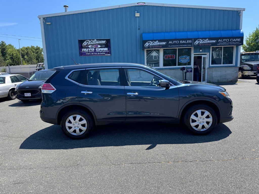 2015 Nissan Rogue Image 1