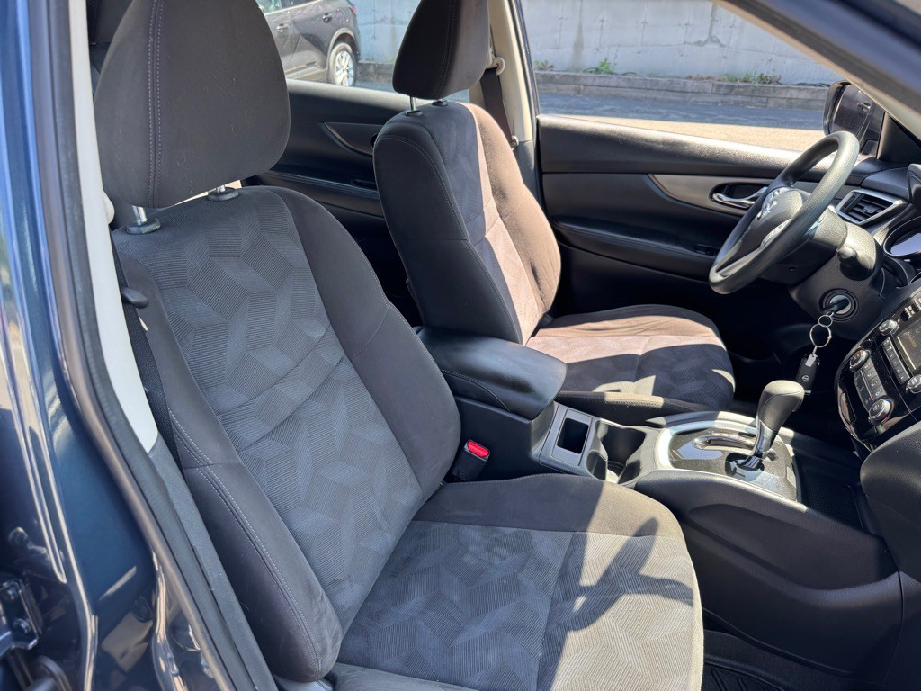 2015 Nissan Rogue Image 12