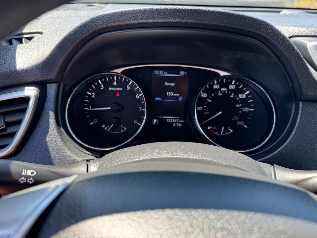 2015 Nissan Rogue Image 21
