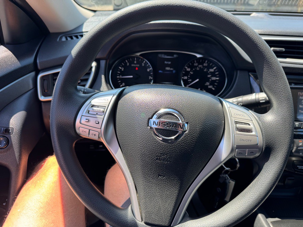 2015 Nissan Rogue Image 22