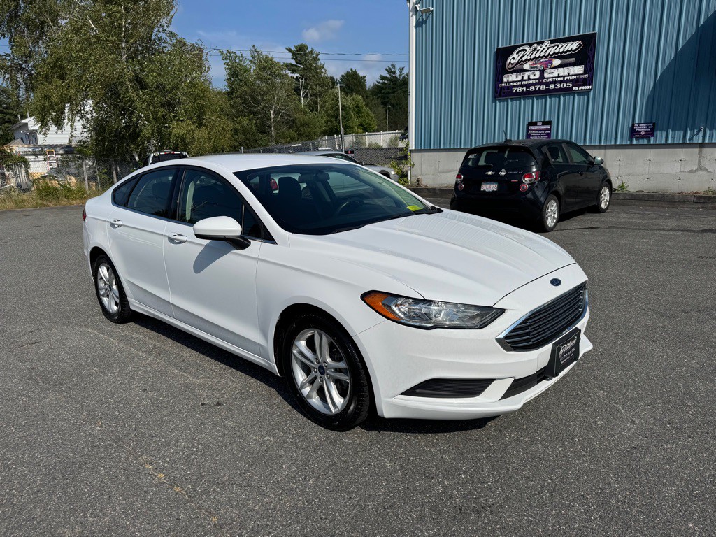2018 Ford Fusion Image 2
