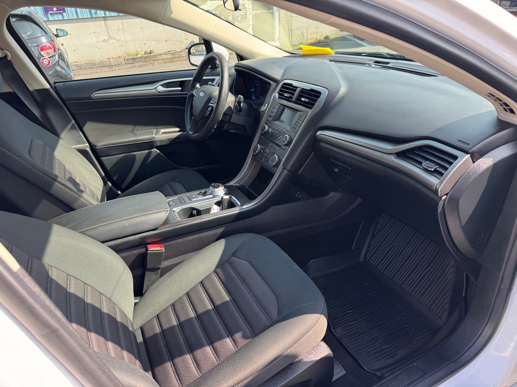 2018 Ford Fusion Image 13