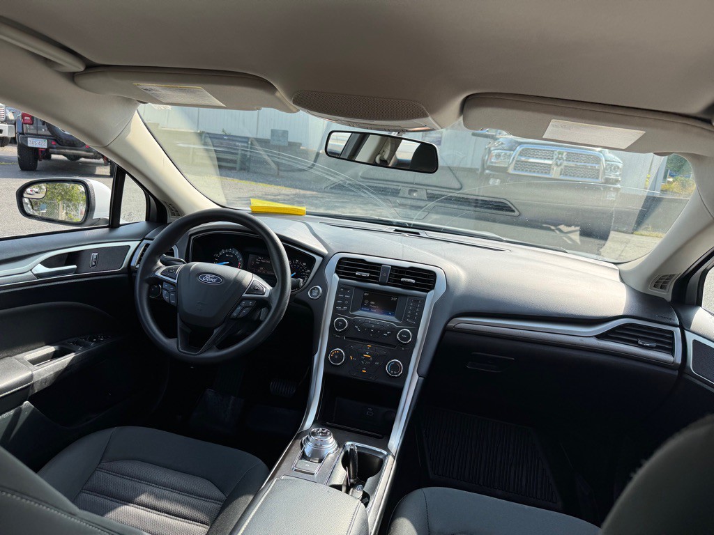 2018 Ford Fusion Image 21
