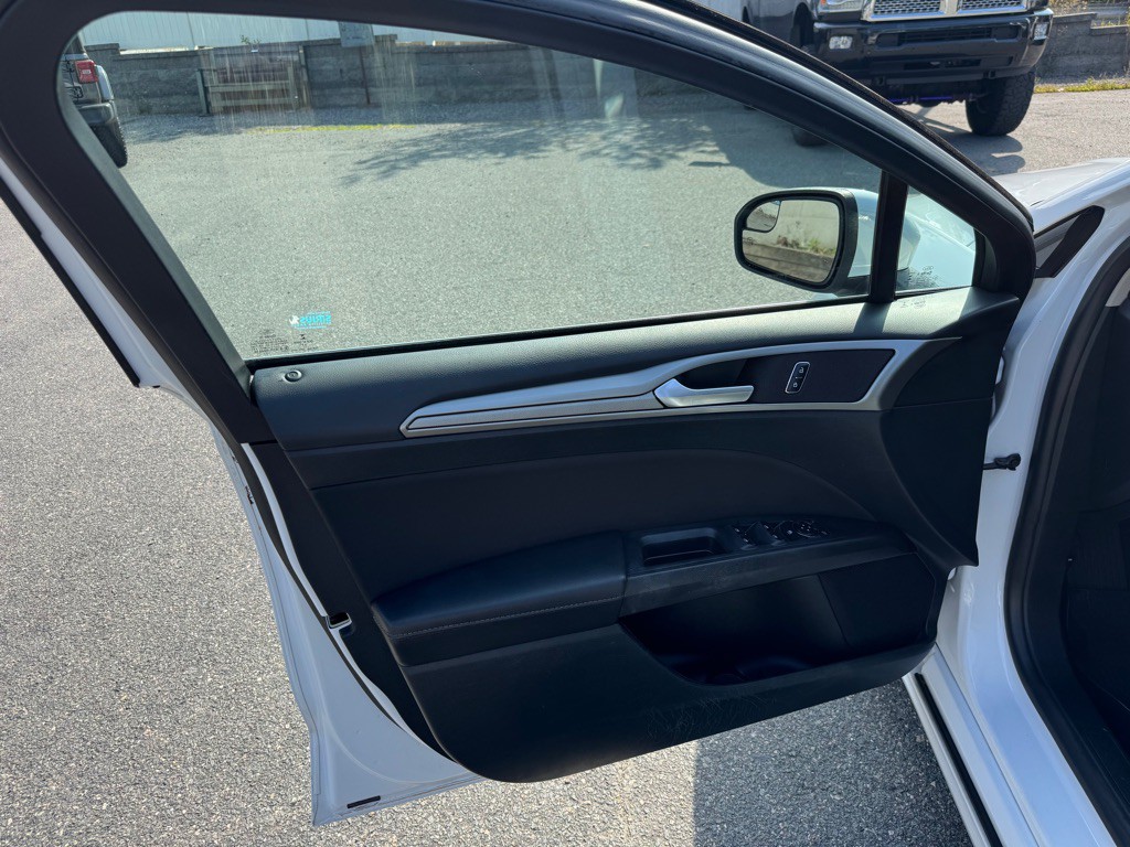2018 Ford Fusion Image 29