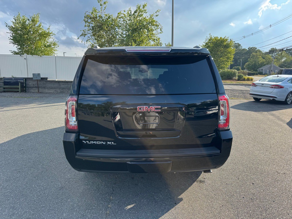 2018 GMC Yukon Image 7