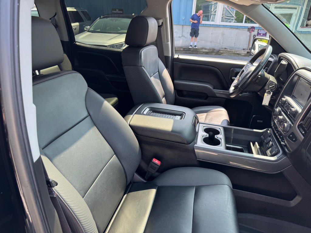 2017 GMC Sierra Image 11