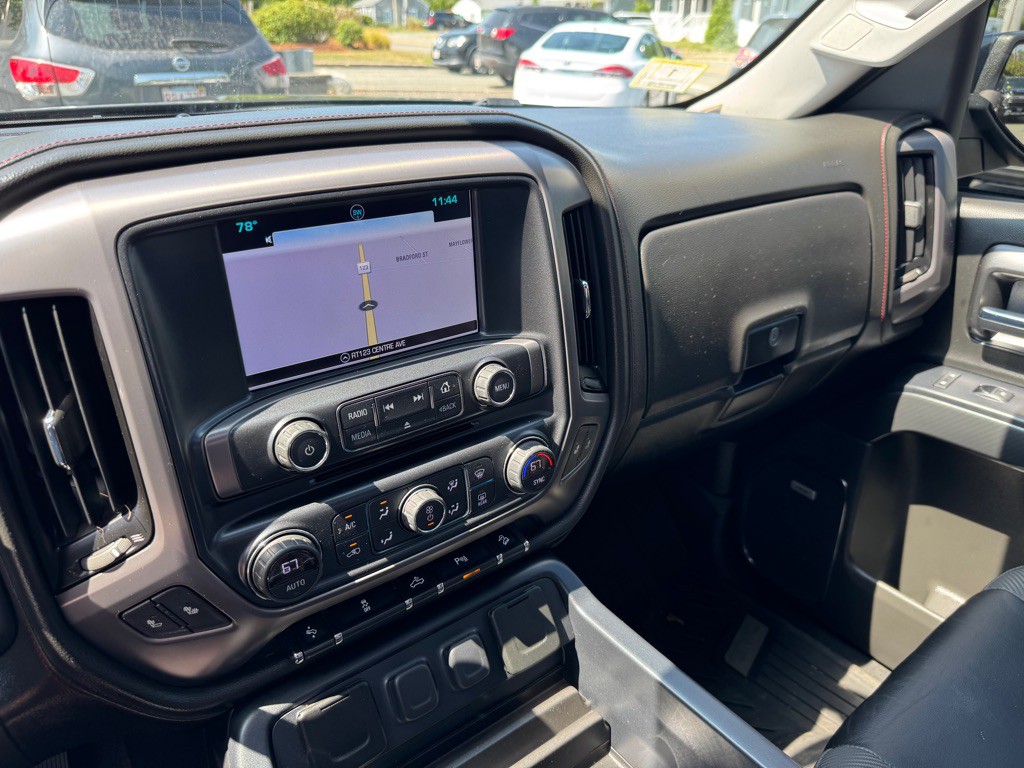 2017 GMC Sierra Image 24