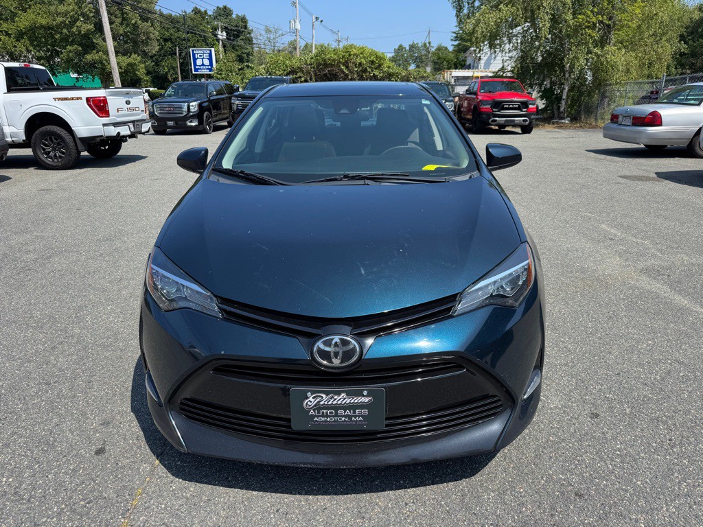 2018 Toyota Corolla Image 3