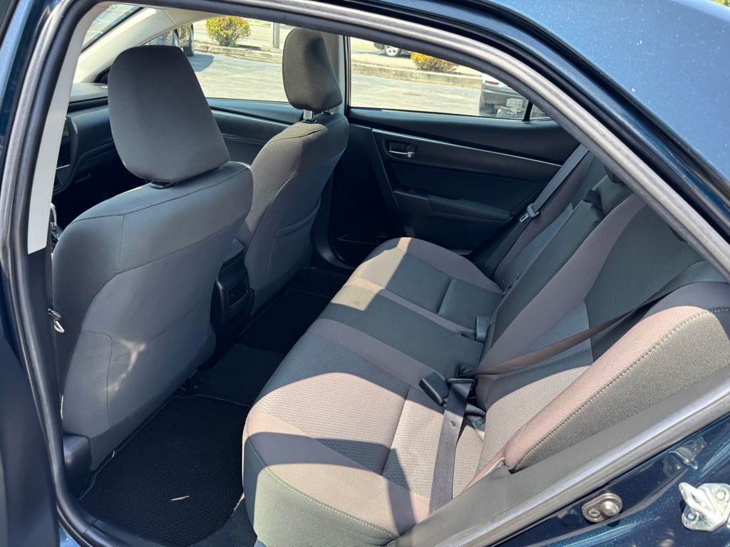 2018 Toyota Corolla Image 16