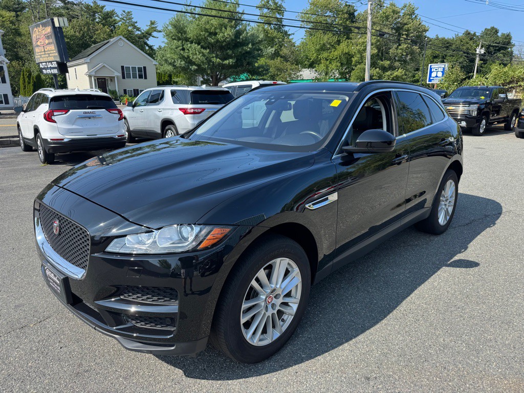 2018 Jaguar F-PACE Image 2