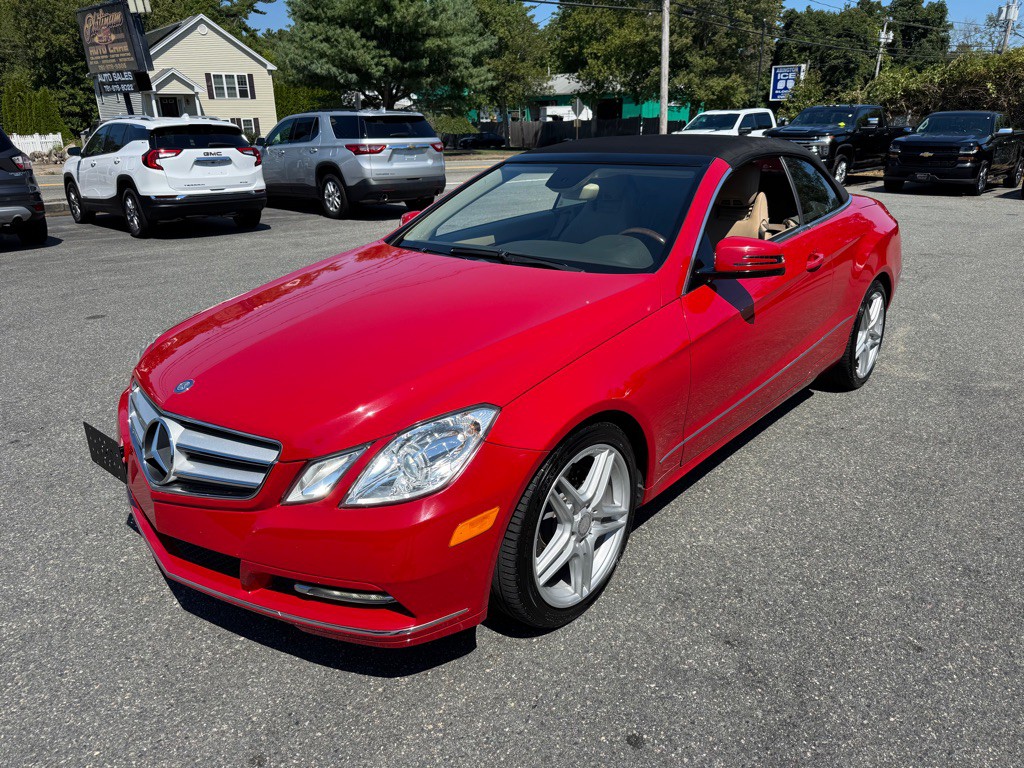 2012 Mercedes-Benz E-Class Image 4