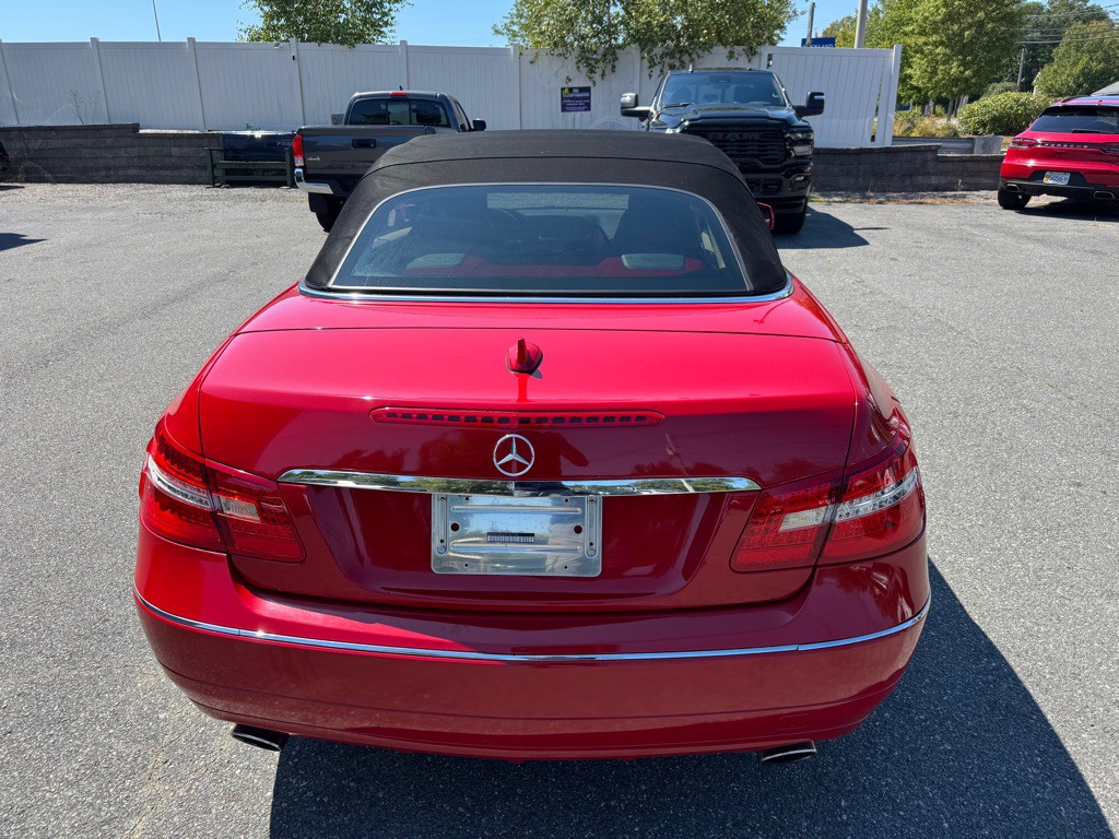 2012 Mercedes-Benz E-Class Image 7