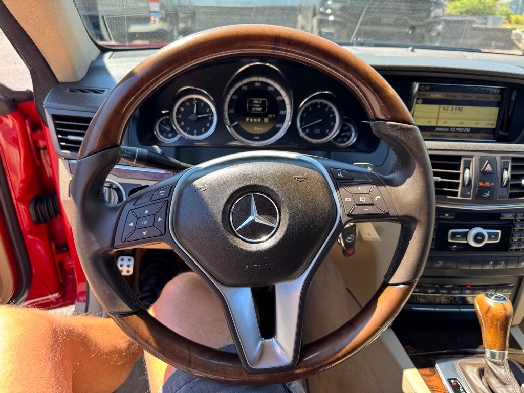 2012 Mercedes-Benz E-Class Image 10