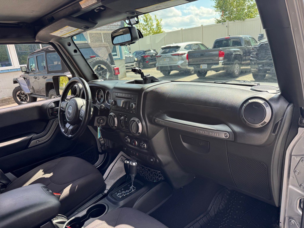 2015 Jeep Wrangler Unlimited Image 12