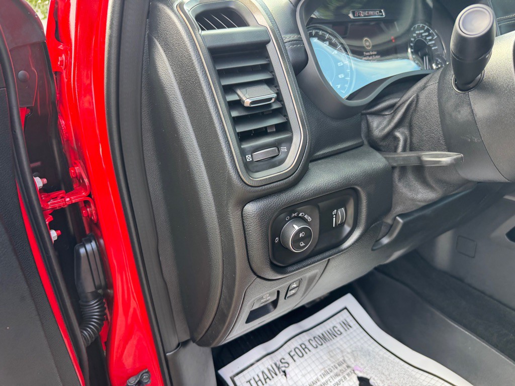 2021 RAM 1500 Image 28