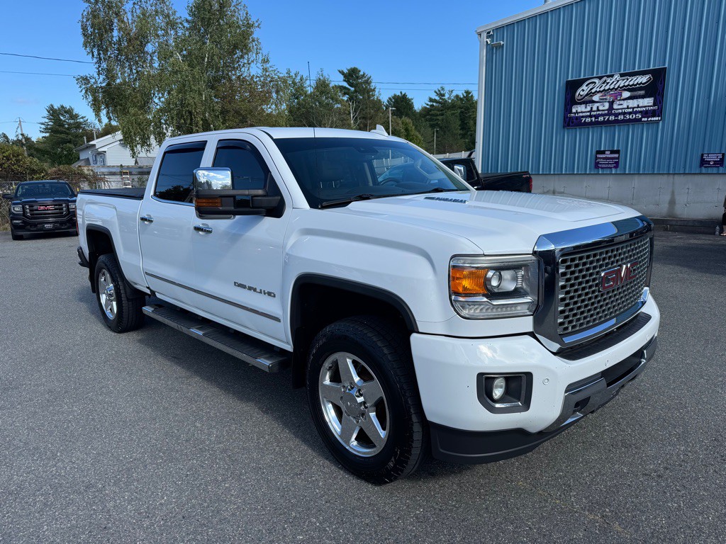 2015 GMC Sierra Image 4