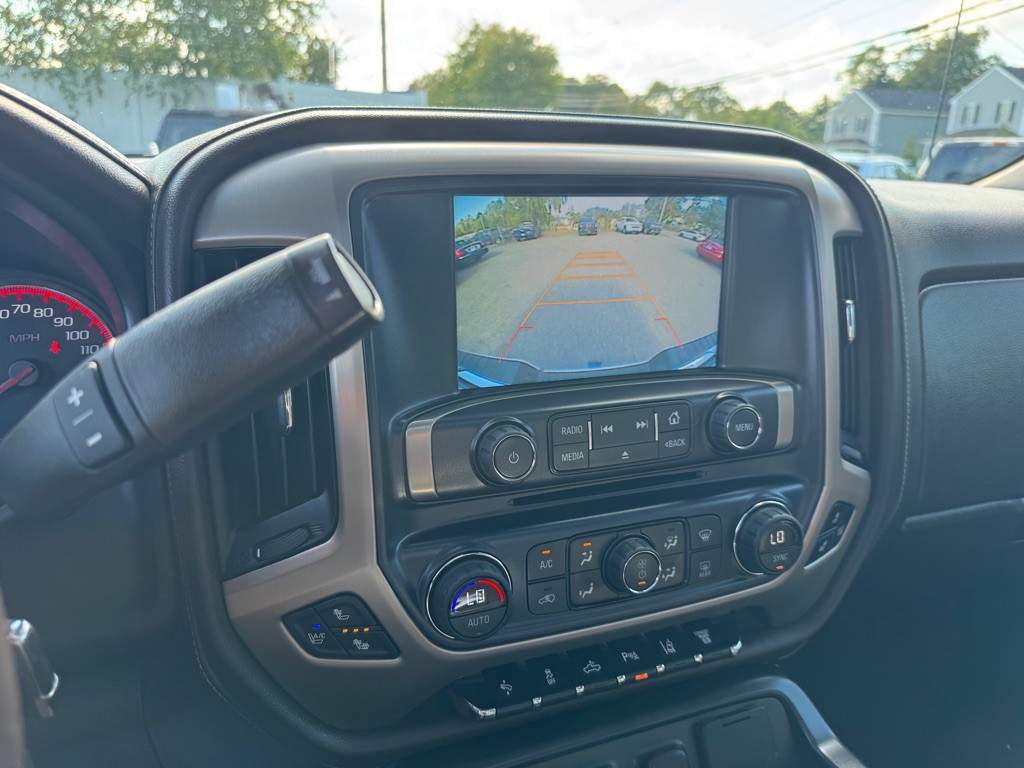 2015 GMC Sierra Image 31