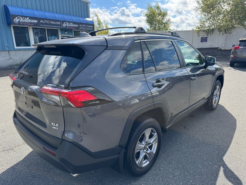 2022 Toyota Rav4 Image 8