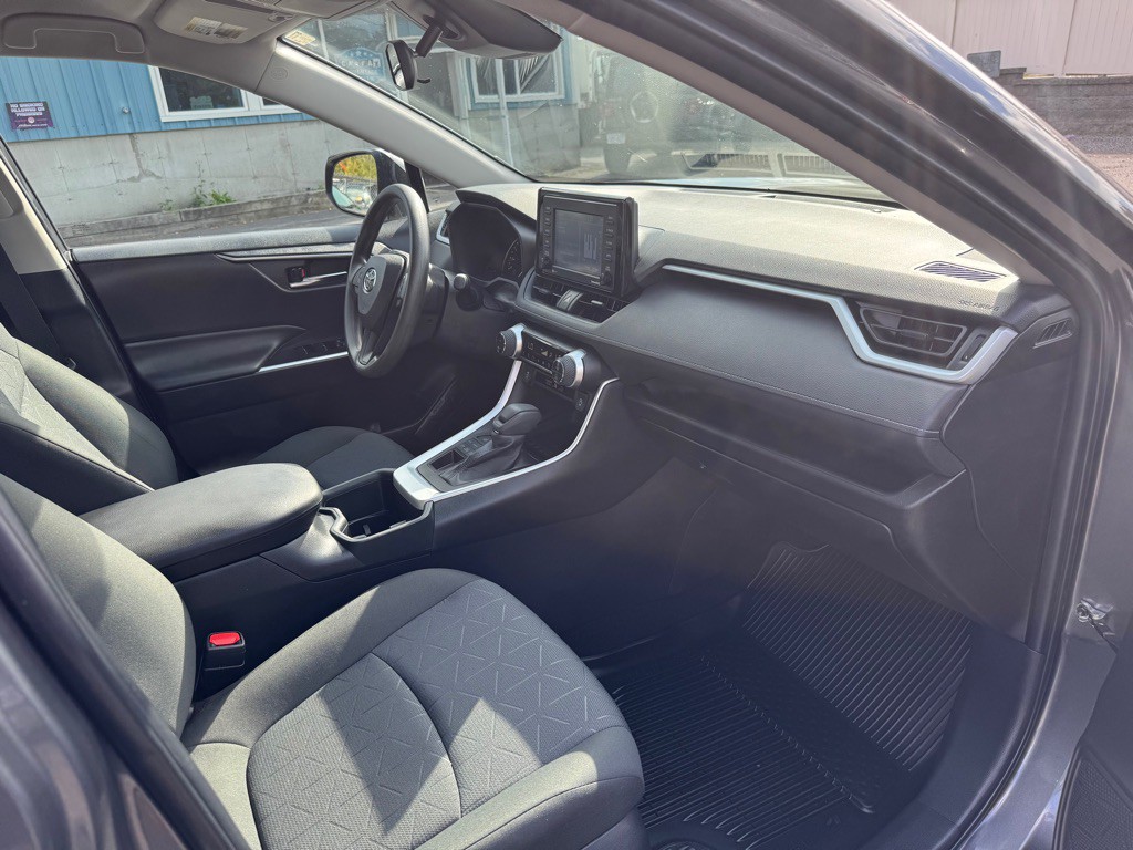 2022 Toyota Rav4 Image 9