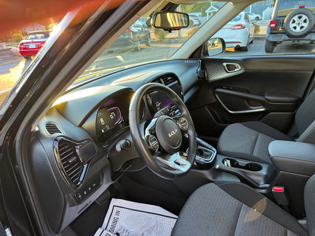 2023 Kia Soul Image 18