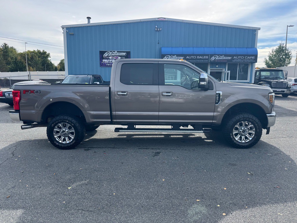 2019 Ford F-250 Image 1