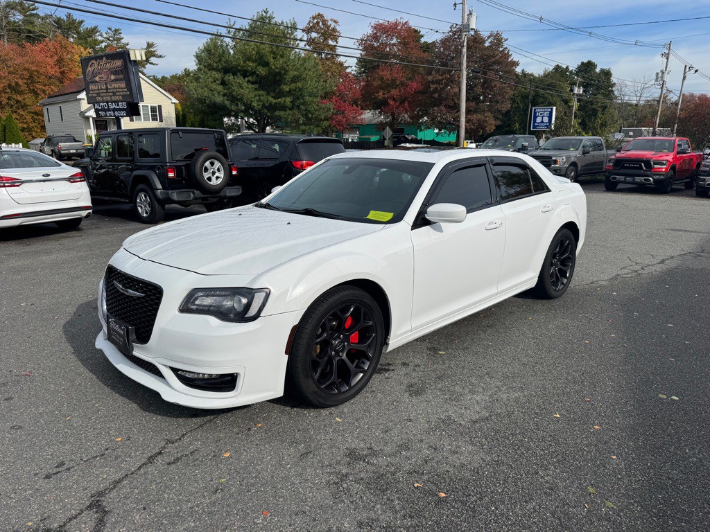 2020 Chrysler 300 Image 4