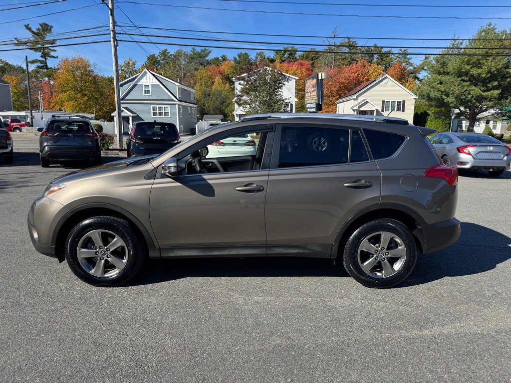 2015 Toyota Rav4 Image 5