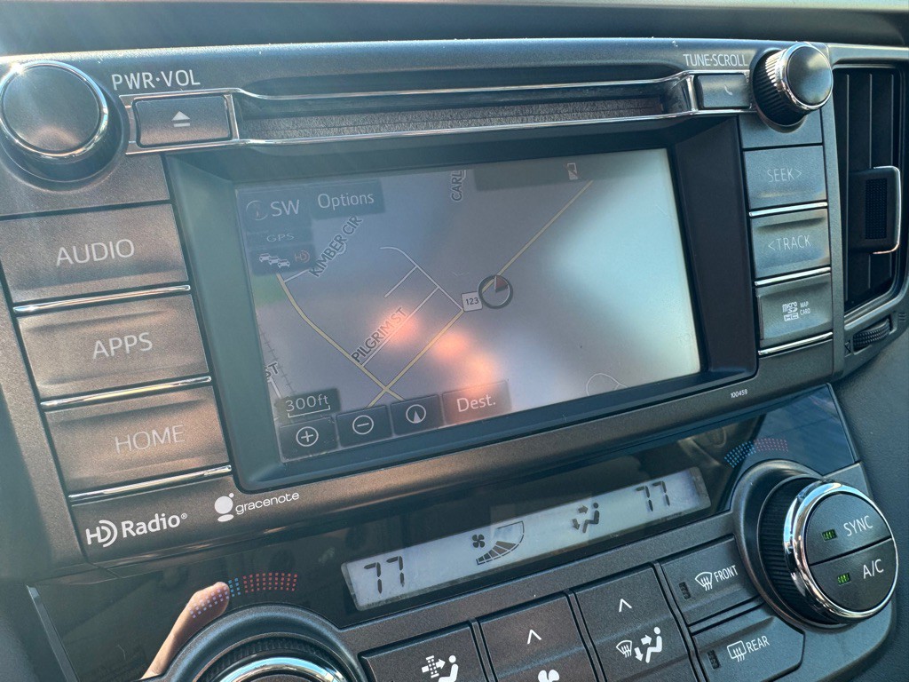 2015 Toyota Rav4 Image 22