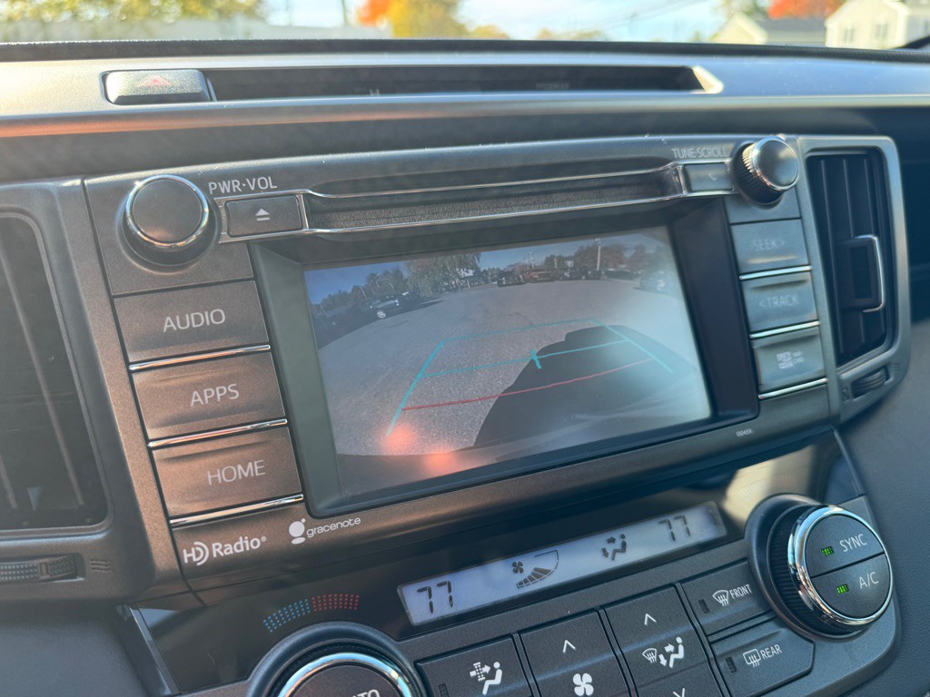 2015 Toyota Rav4 Image 25
