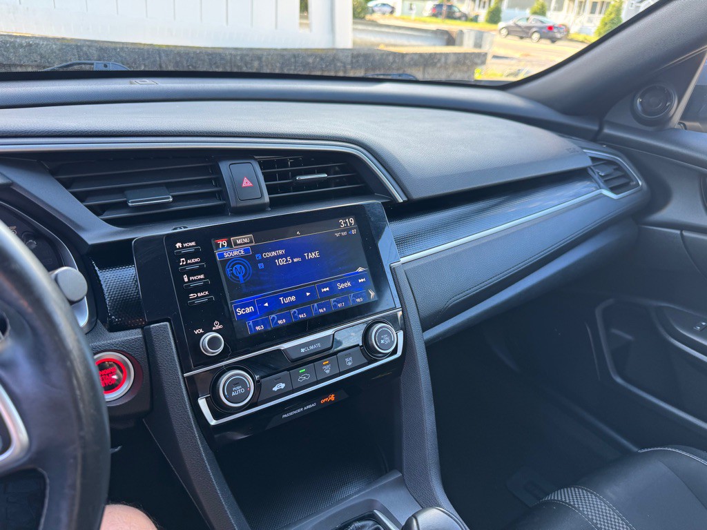 2021 Honda Civic Image 21