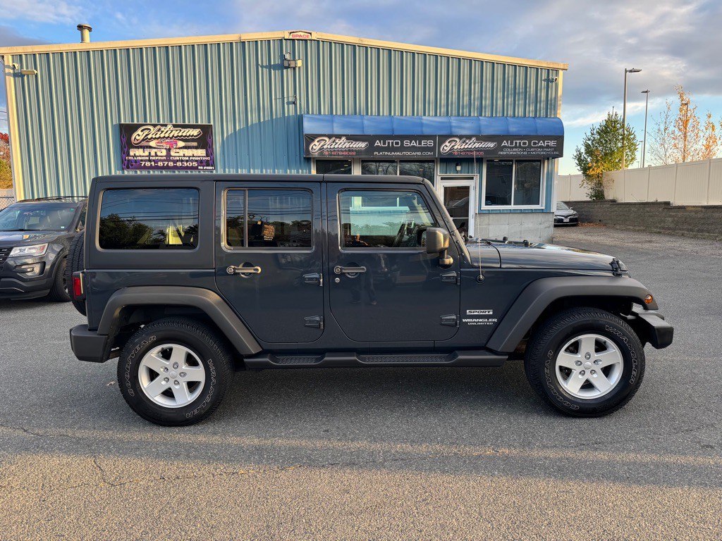 2017 Jeep Wrangler Unlimited Image 1