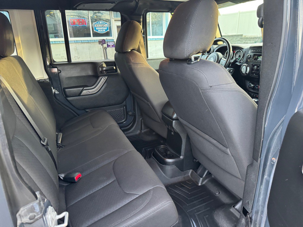 2017 Jeep Wrangler Unlimited Image 13