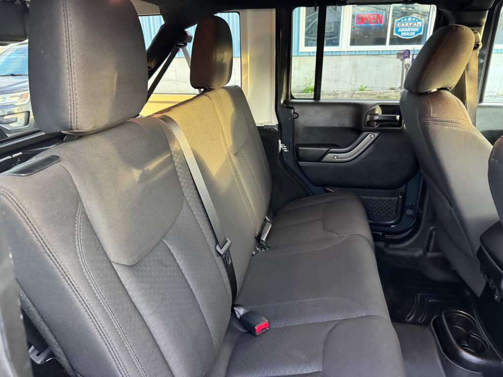 2017 Jeep Wrangler Unlimited Image 14