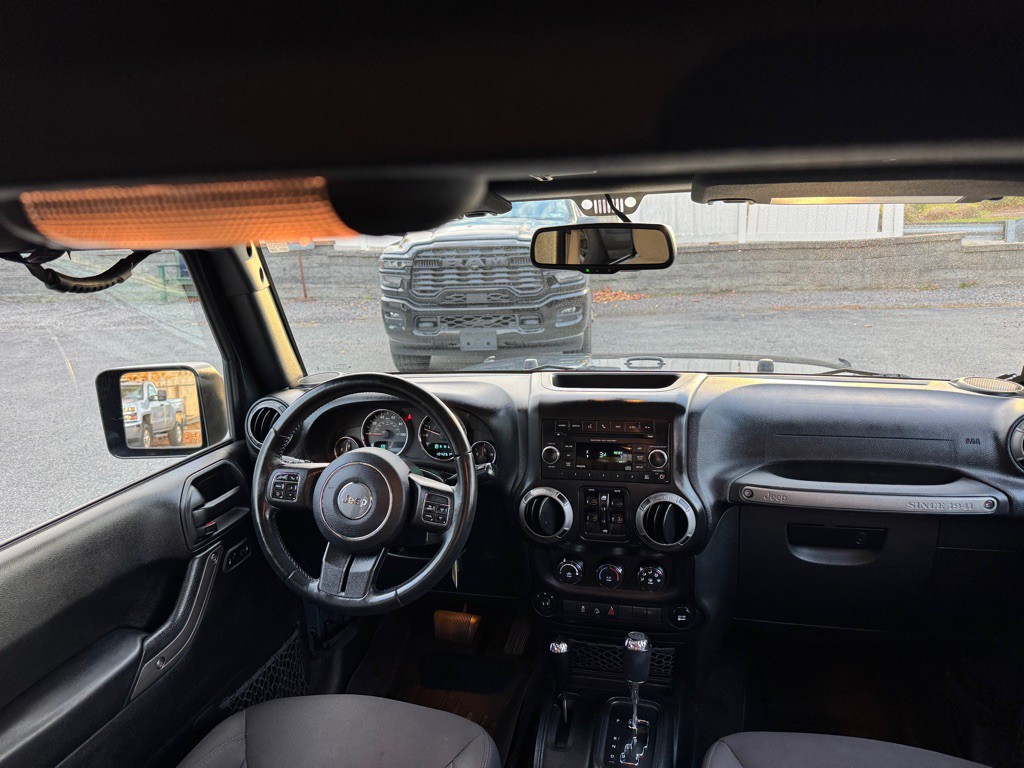 2017 Jeep Wrangler Unlimited Image 15