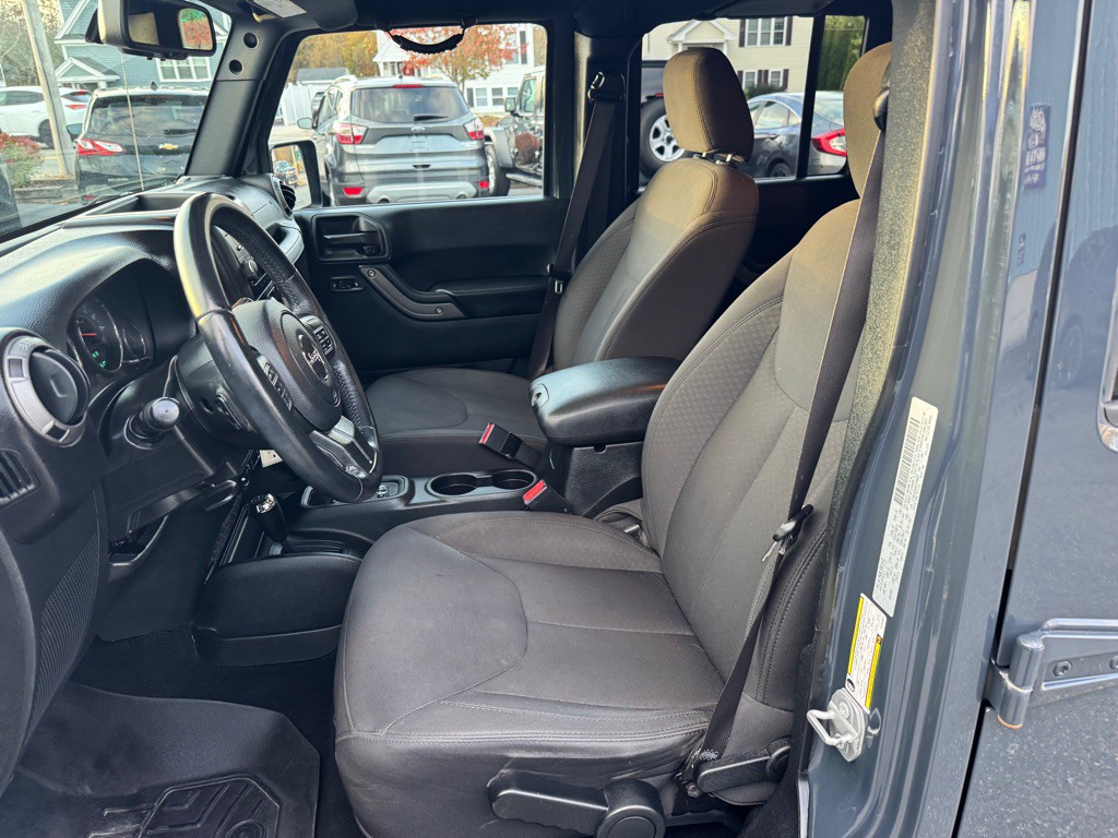 2017 Jeep Wrangler Unlimited Image 19