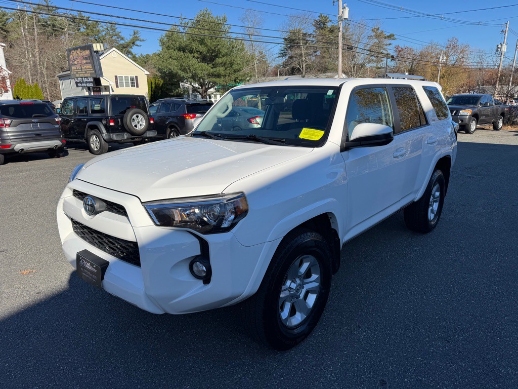 2017 Toyota 4Runner Image 2