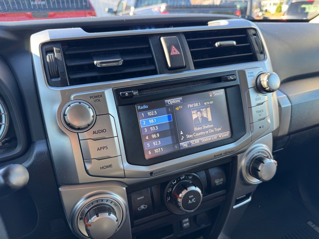 2017 Toyota 4Runner Image 26